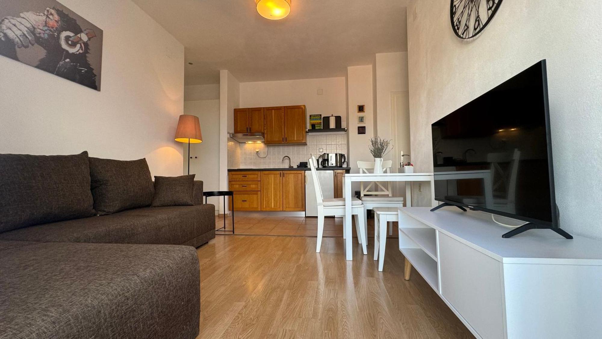 Apartments Ein Haus In Der Sonne مالينسكا المظهر الخارجي الصورة