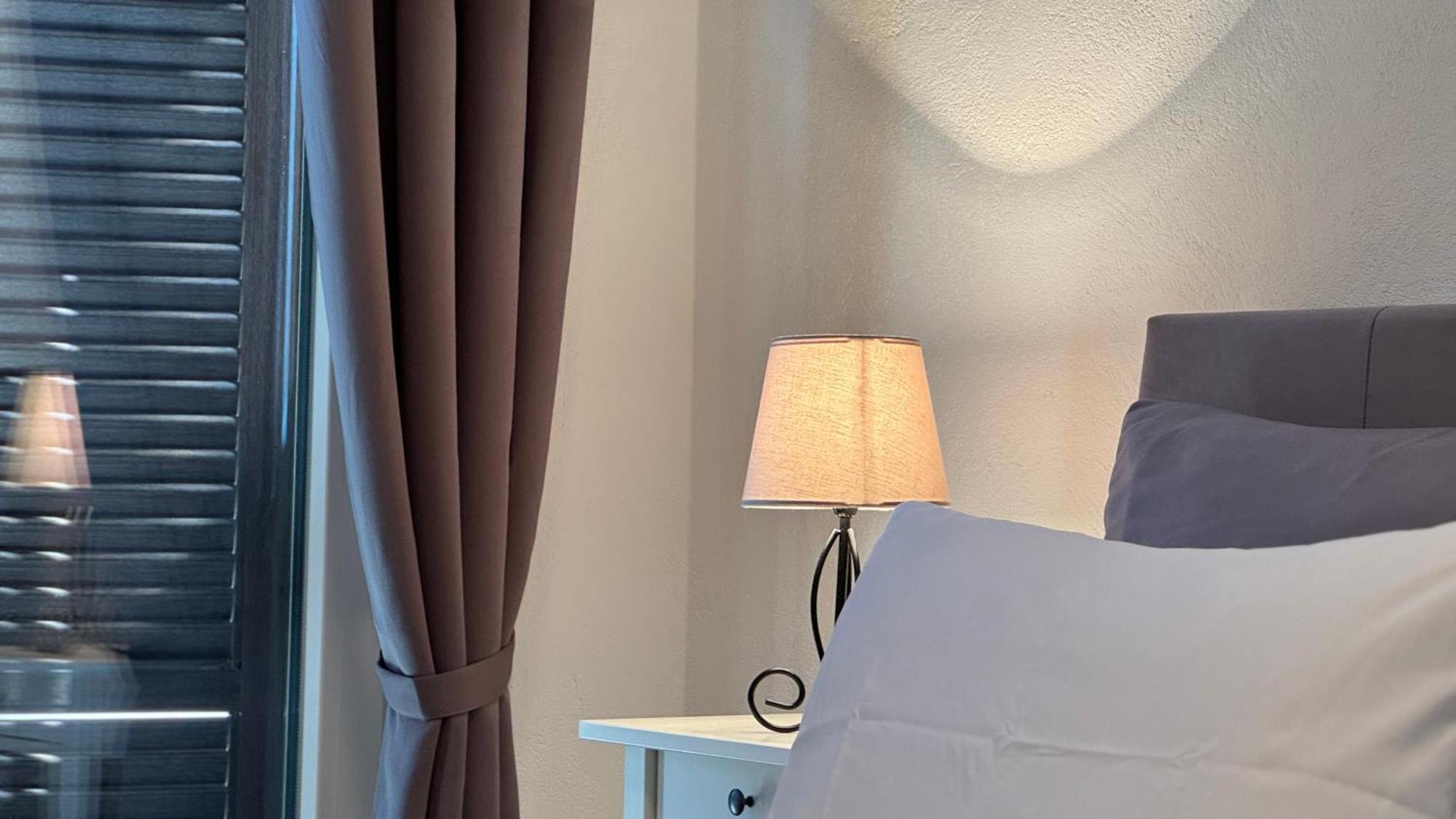 Apartments Ein Haus In Der Sonne مالينسكا المظهر الخارجي الصورة