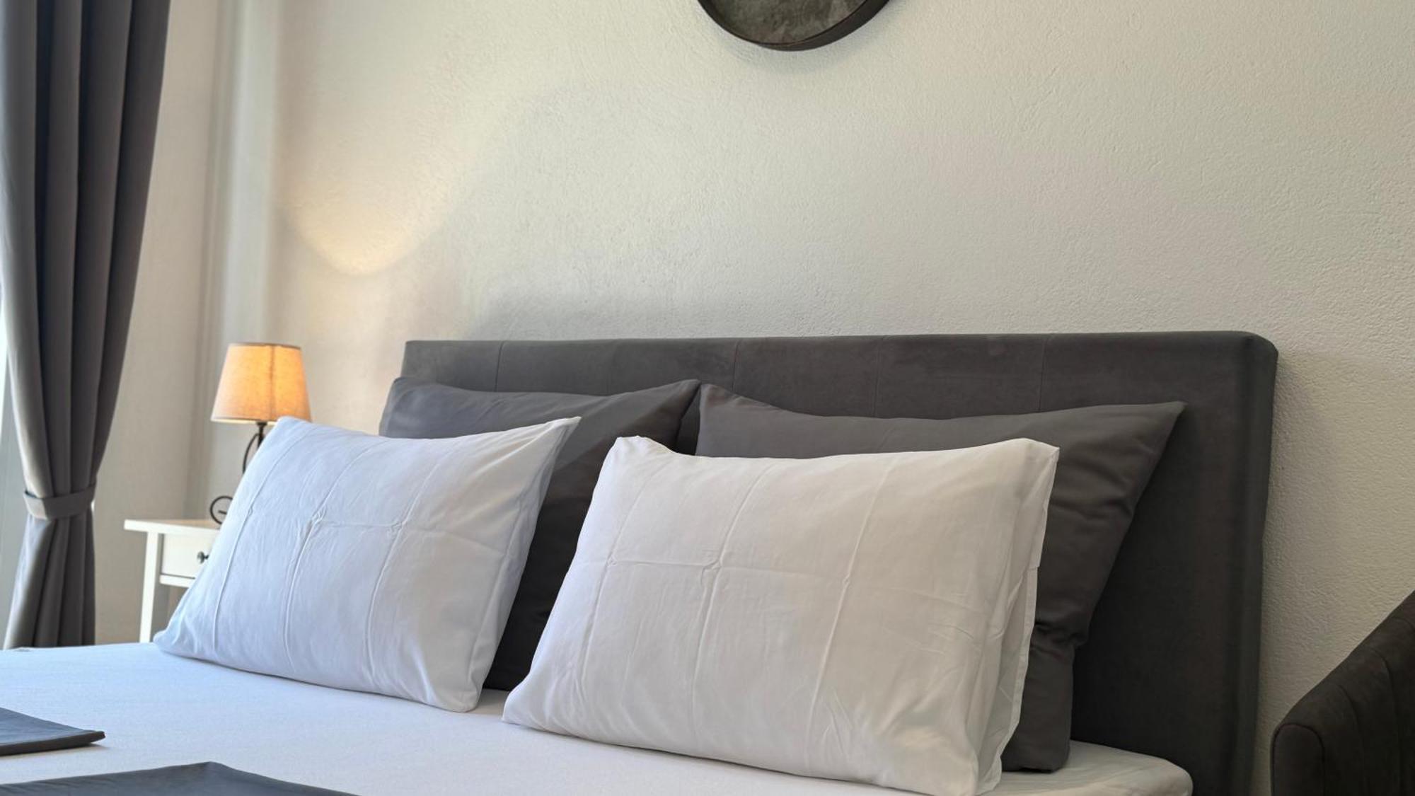 Apartments Ein Haus In Der Sonne مالينسكا المظهر الخارجي الصورة