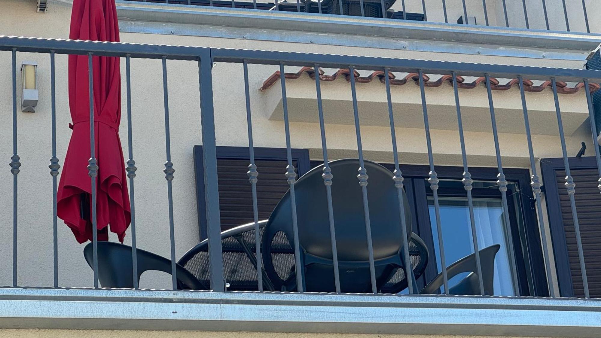 Apartments Ein Haus In Der Sonne مالينسكا الغرفة الصورة